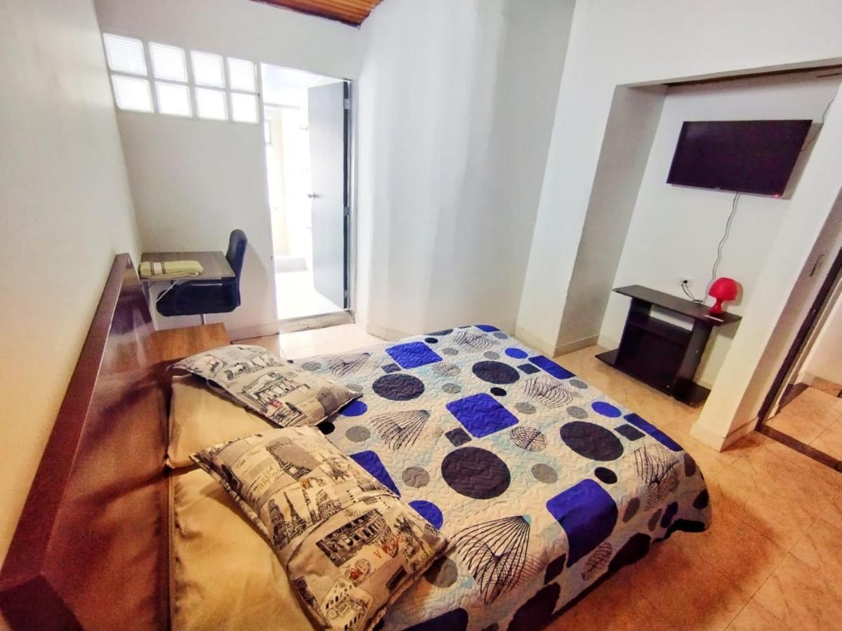 Aloha Hostel Богота Екстериор снимка