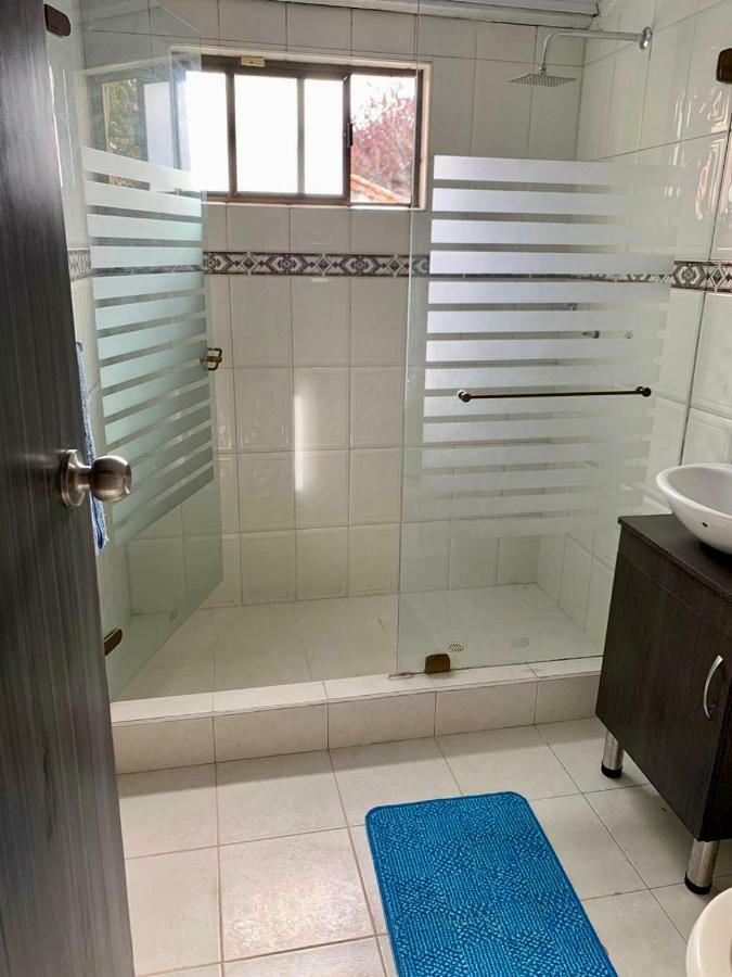 Aloha Hostel Богота Екстериор снимка