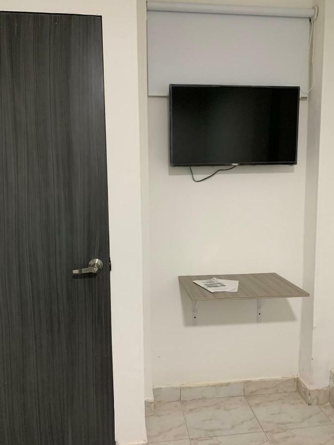 Aloha Hostel Богота Екстериор снимка