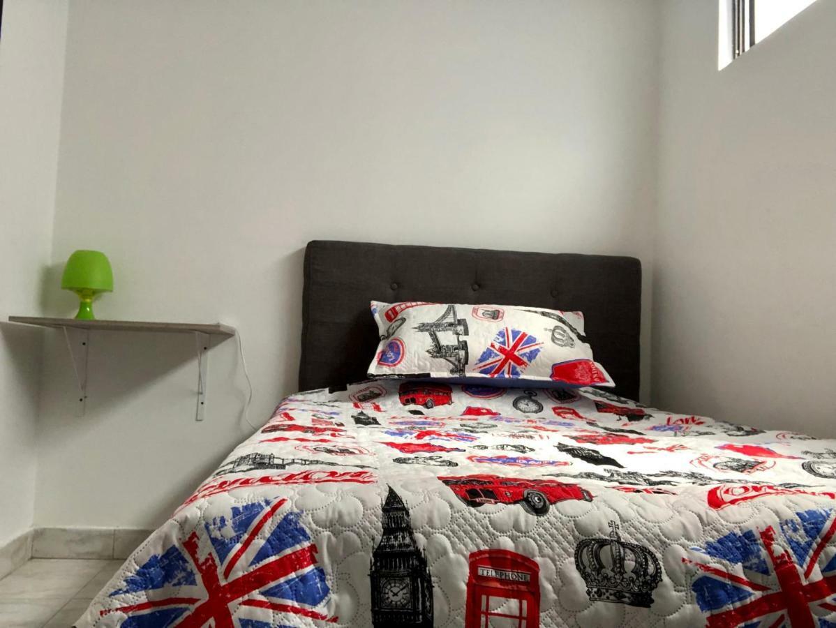 Aloha Hostel Богота Екстериор снимка